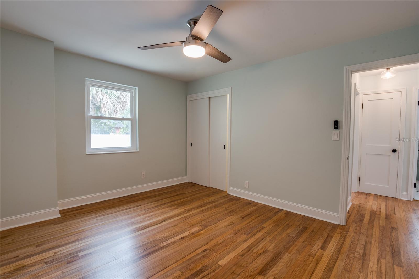 Image 29 of 61 For 229 Lime Circle S