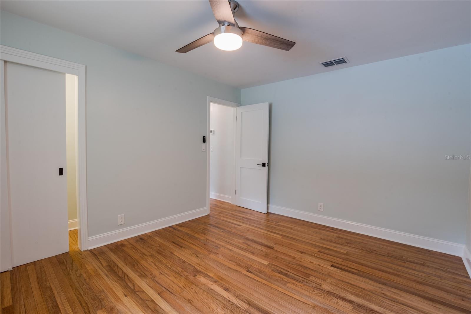 Image 30 of 61 For 229 Lime Circle S