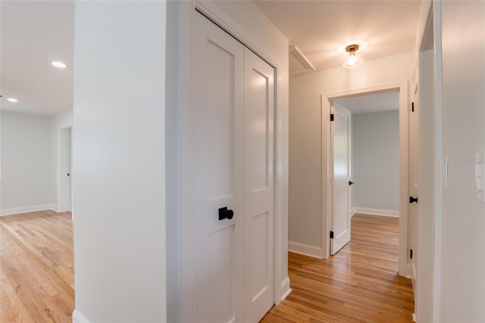 Image 32 of 61 For 229 Lime Circle S