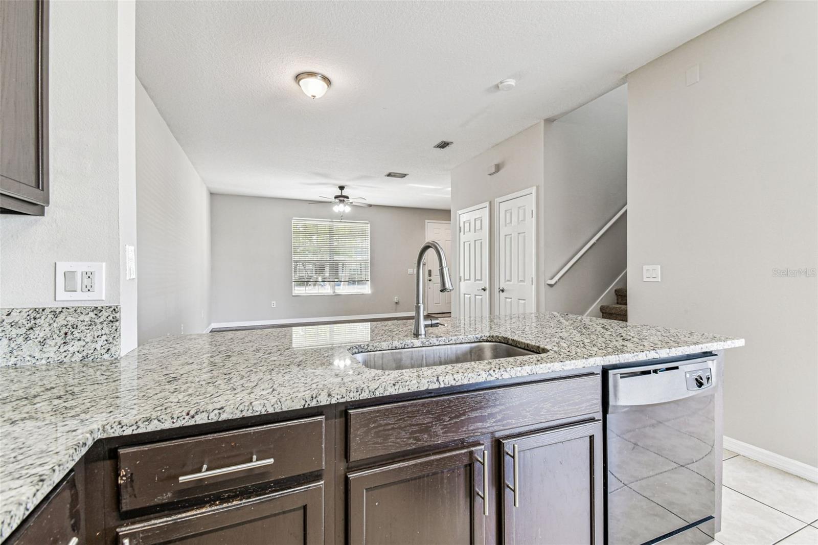 Image 14 of 47 For 11651 Declaration Drive