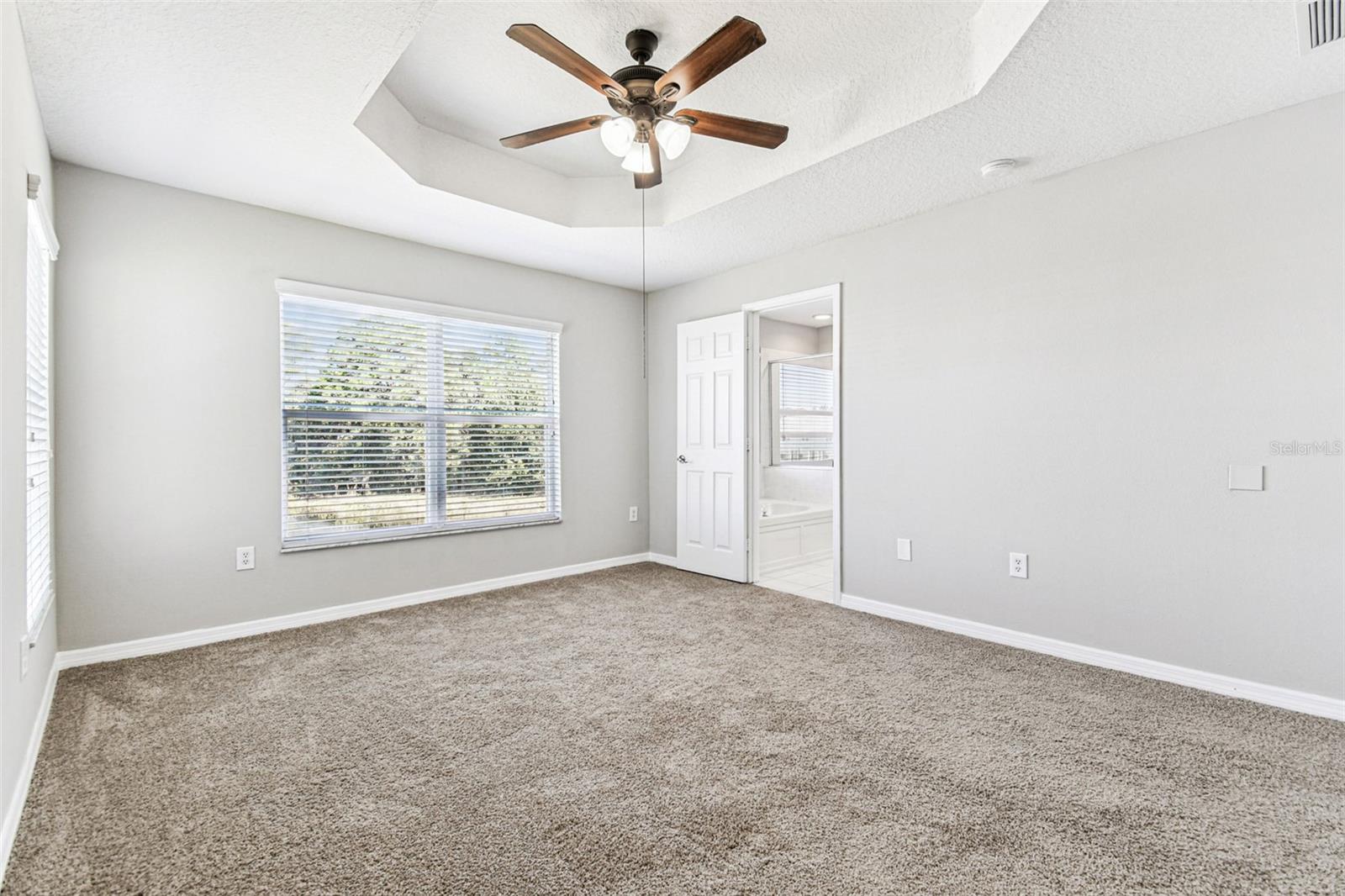 Image 34 of 47 For 11651 Declaration Drive