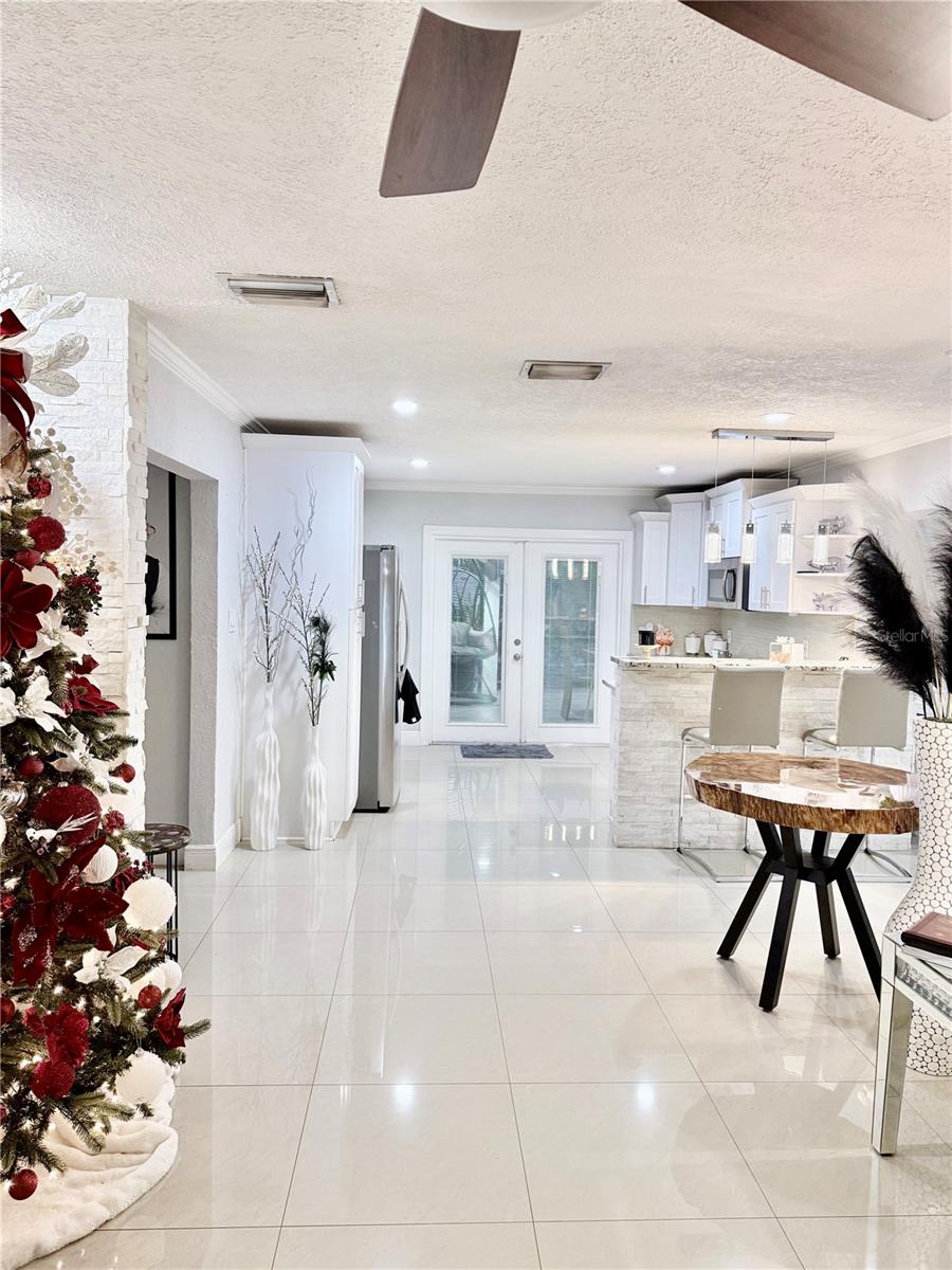 Image 4 of 22 For 2719 Braddock Street