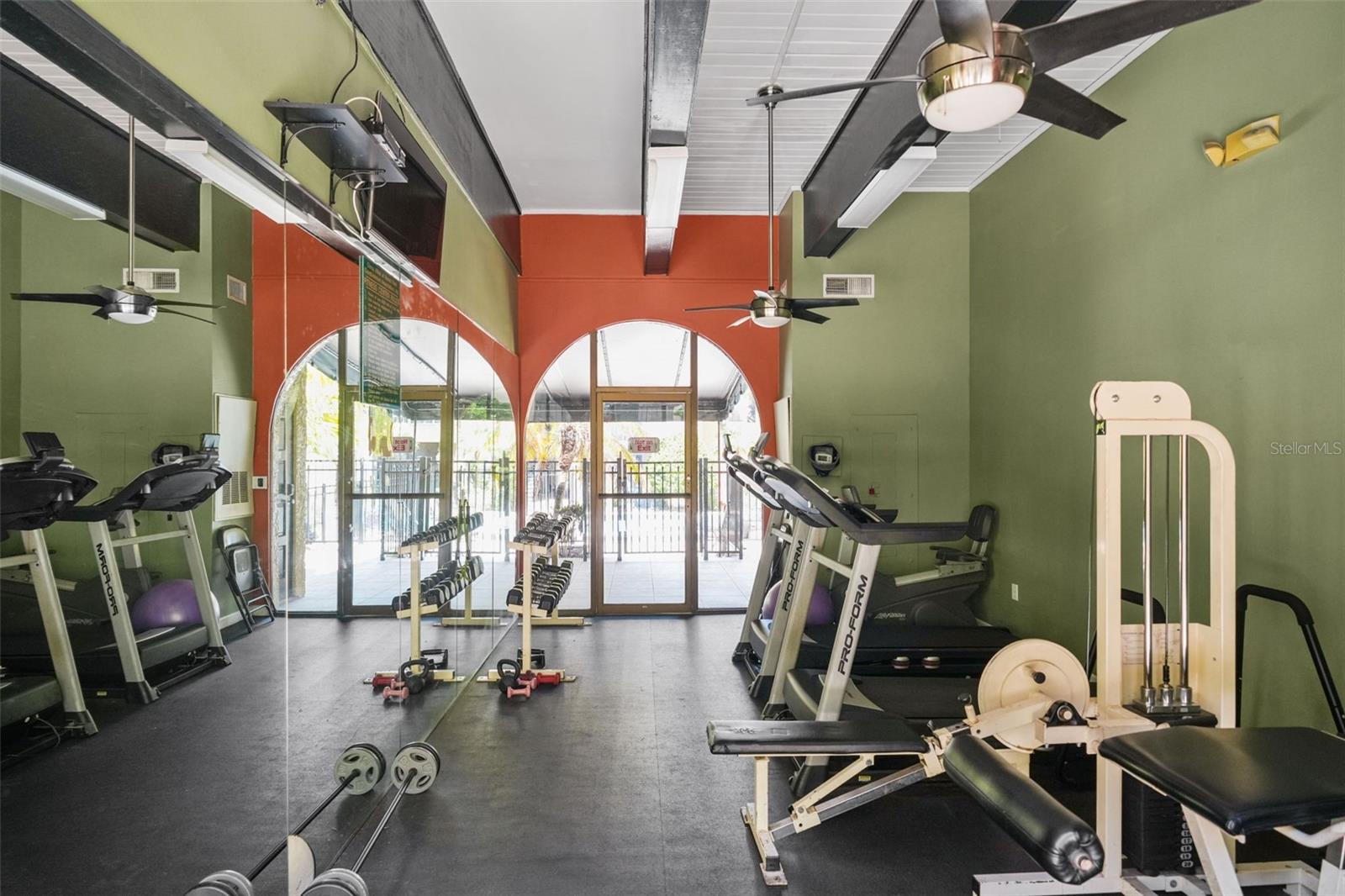 Image 37 of 55 For 108 Alameda Court 236