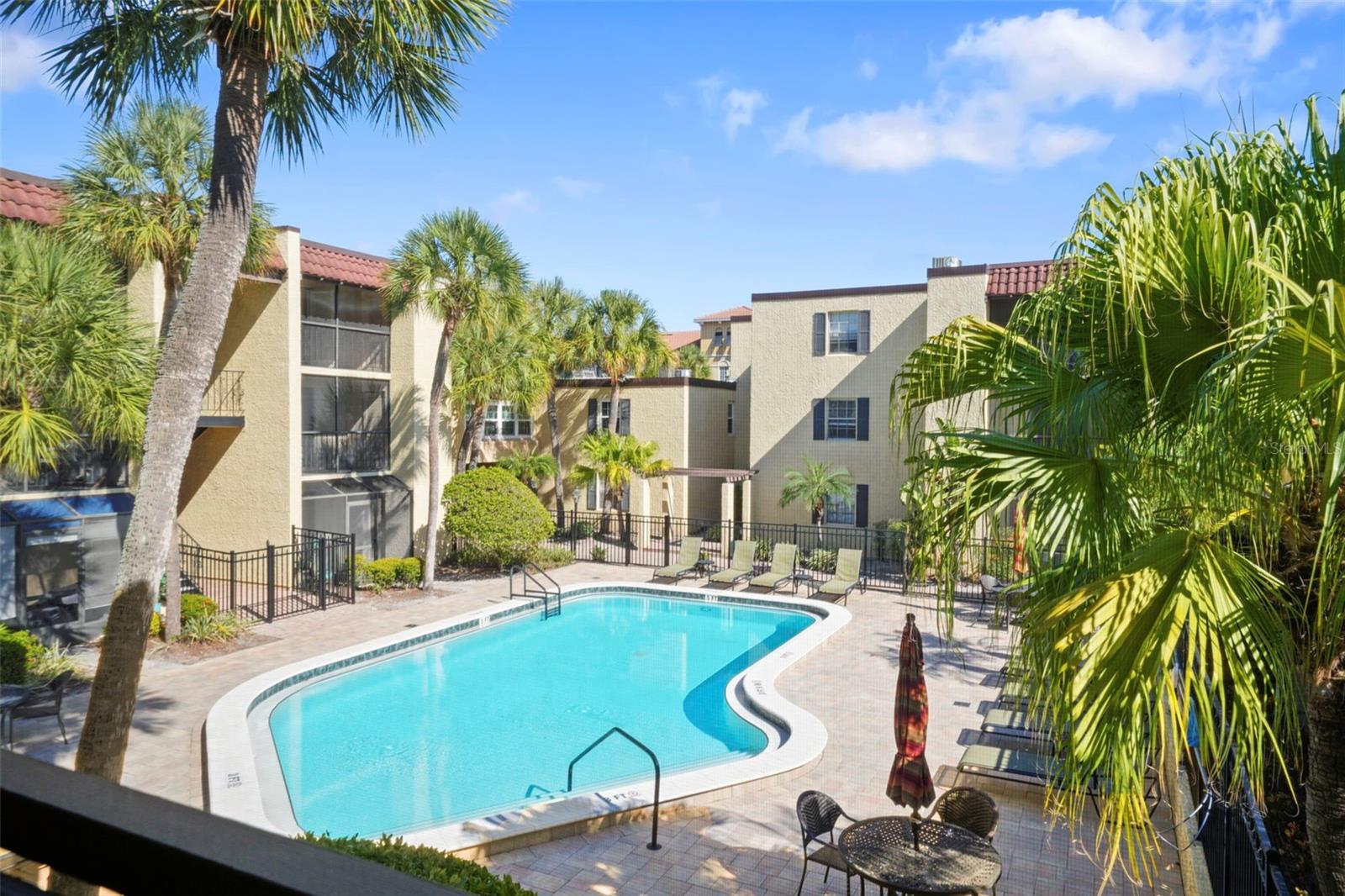 Image 42 of 55 For 108 Alameda Court 236