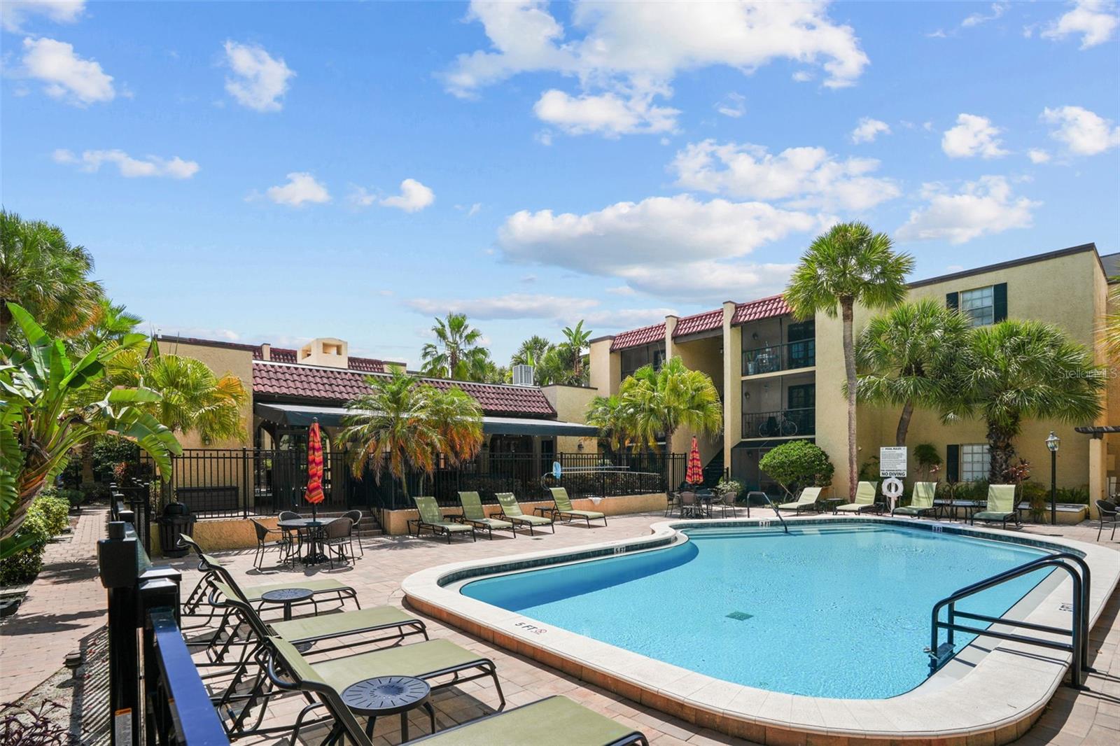 Image 44 of 55 For 108 Alameda Court 236