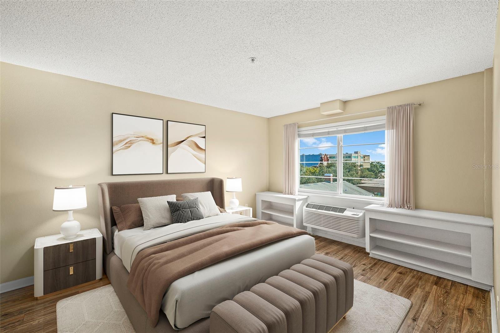 Image 22 of 37 For 406 Cedar Avenue 408