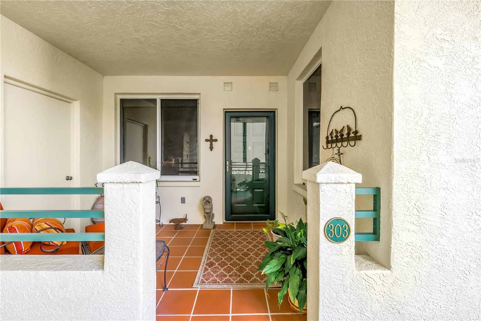 Image 2 of 38 For 4801 Osprey Drive S 303