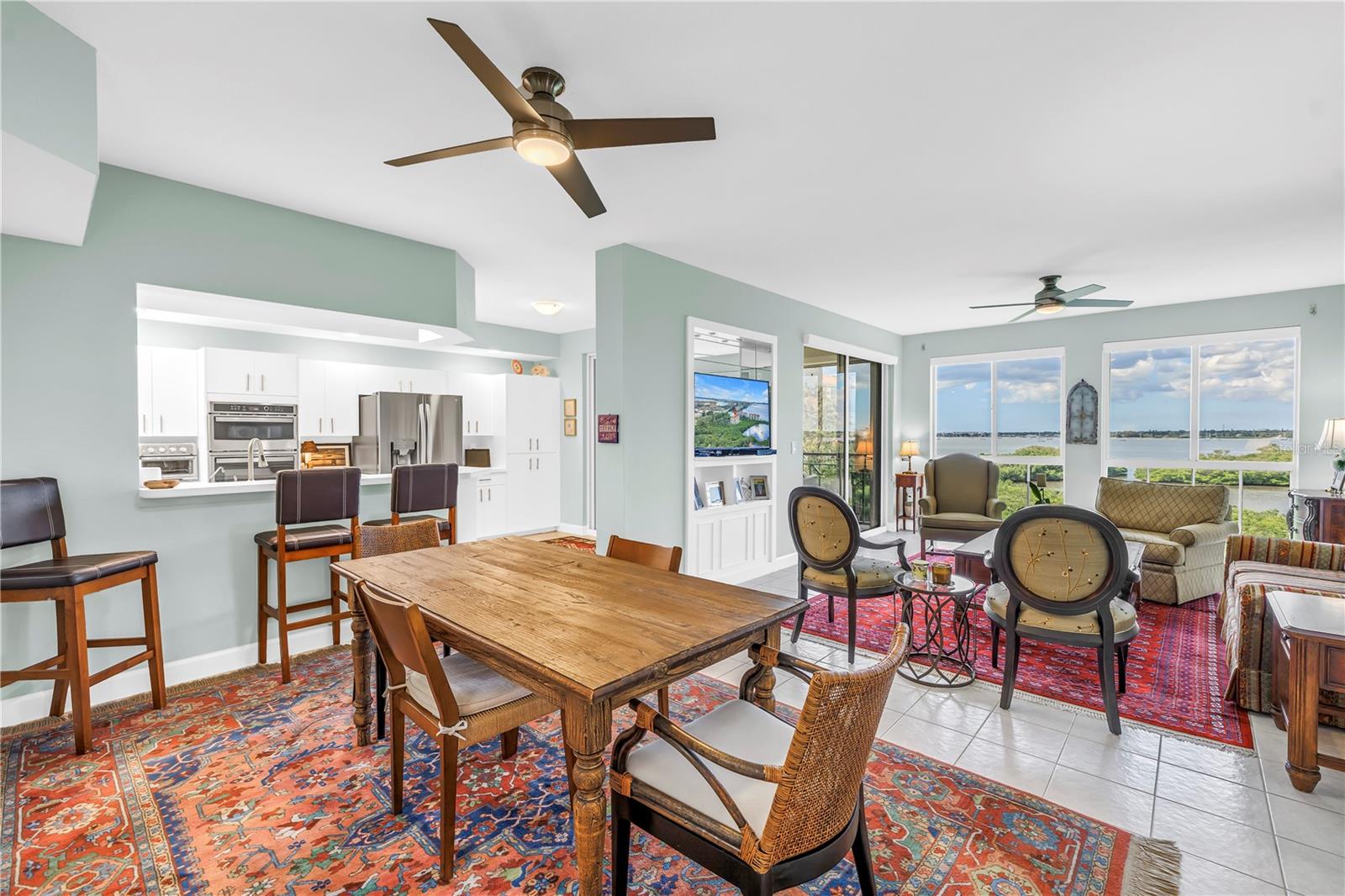 Image 5 of 38 For 4801 Osprey Drive S 303