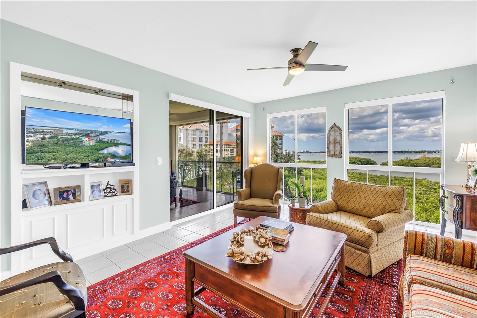 Image 6 of 38 For 4801 Osprey Drive S 303