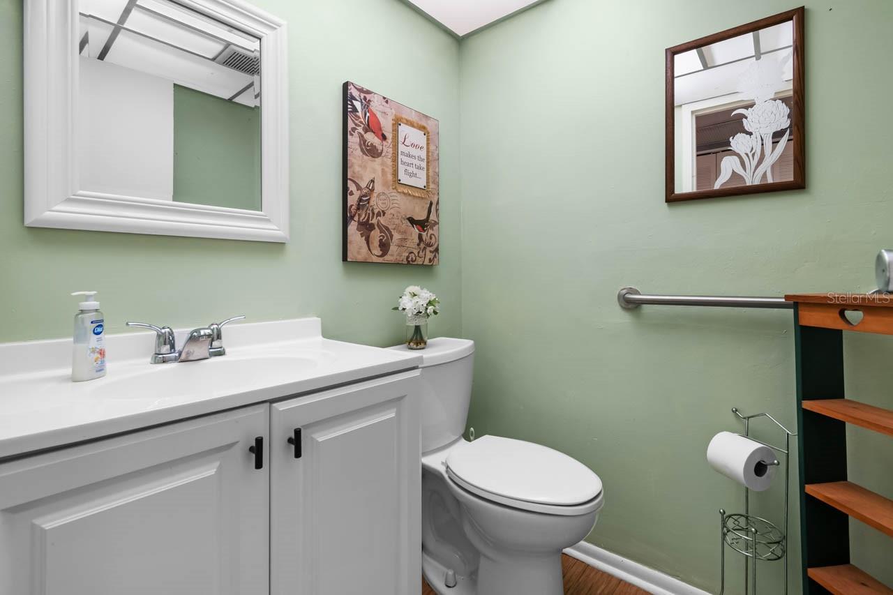 Image 16 of 36 For 1802 Bedford Terrace 182