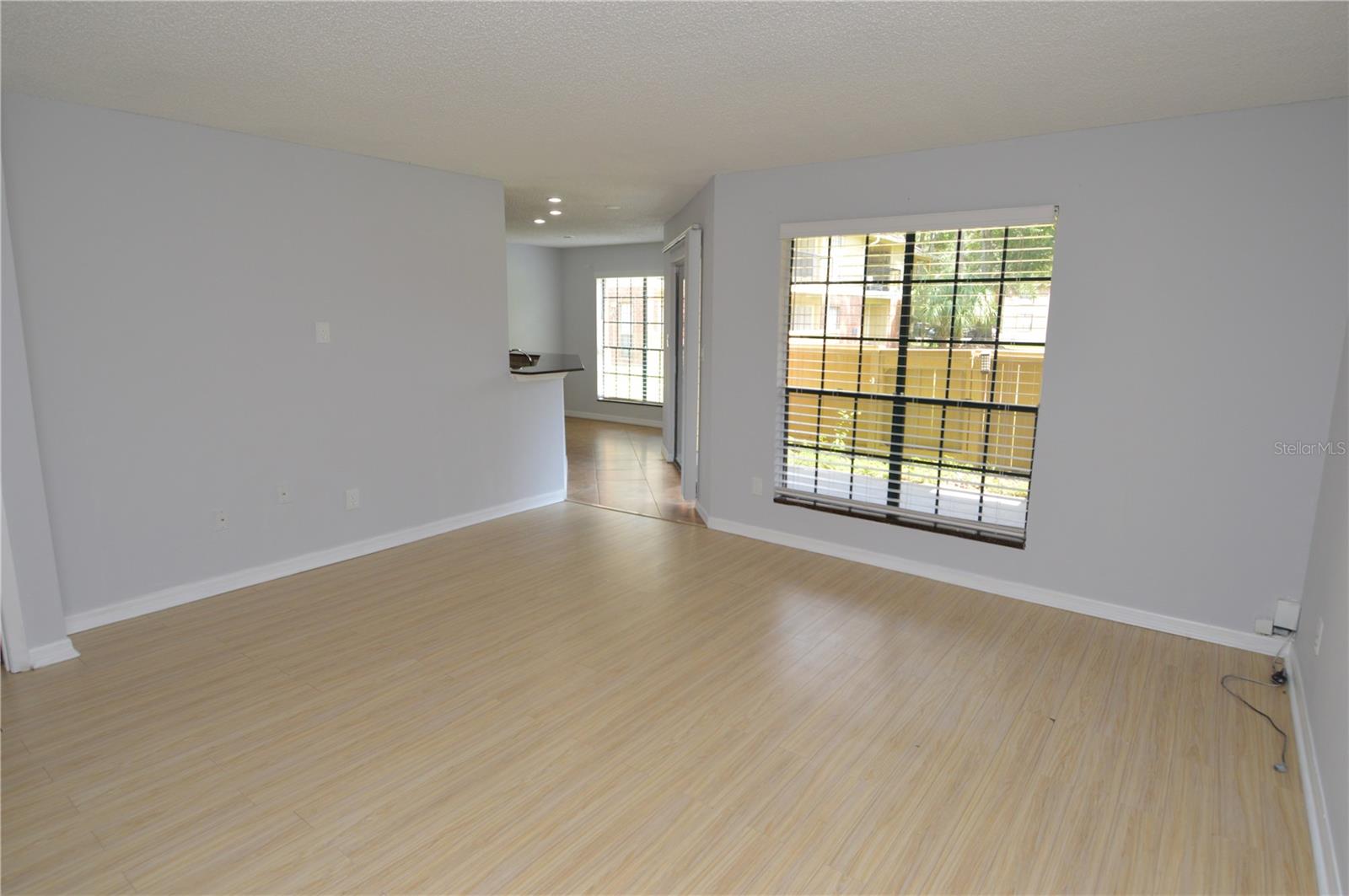 Image 16 of 100 For 8613 Mallard Reserve Drive 102