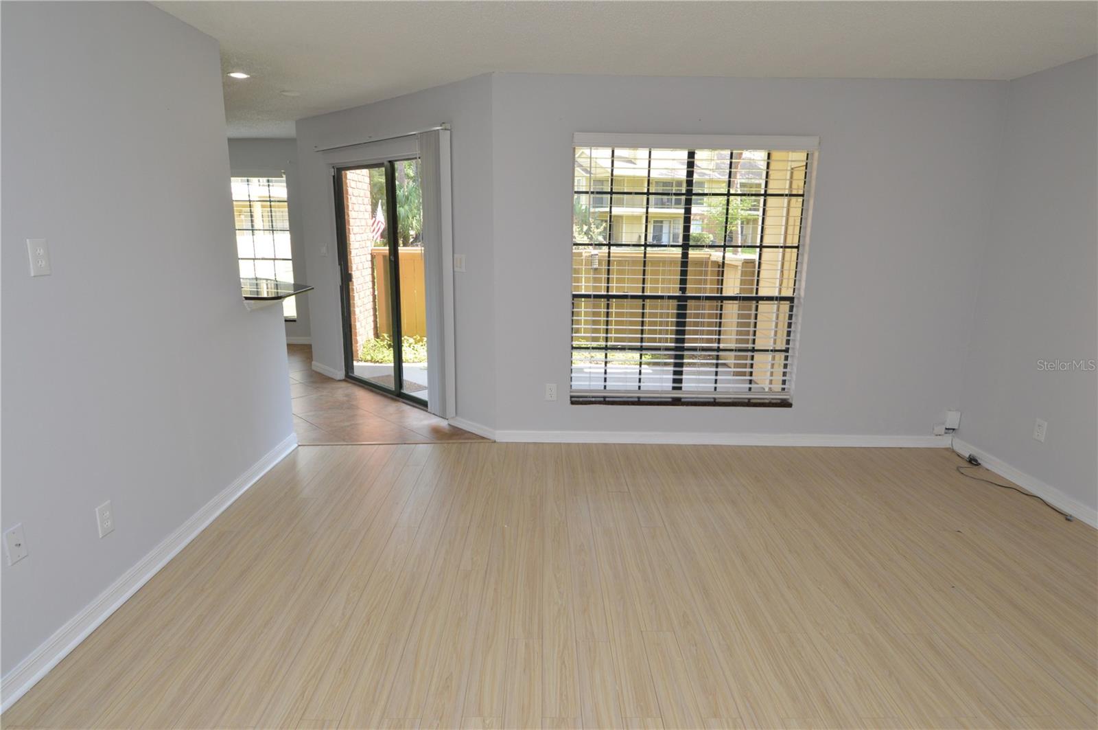 Image 17 of 100 For 8613 Mallard Reserve Drive 102