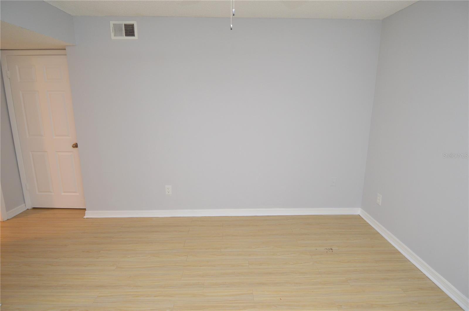 Image 38 of 100 For 8613 Mallard Reserve Drive 102