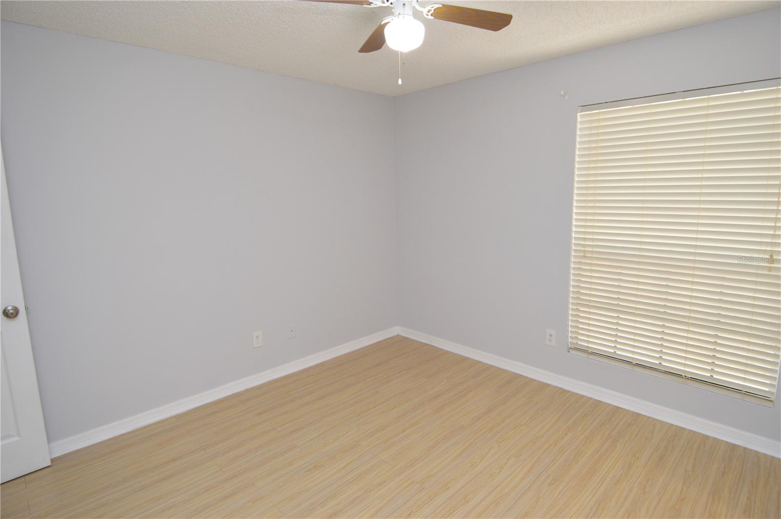 Image 40 of 100 For 8613 Mallard Reserve Drive 102