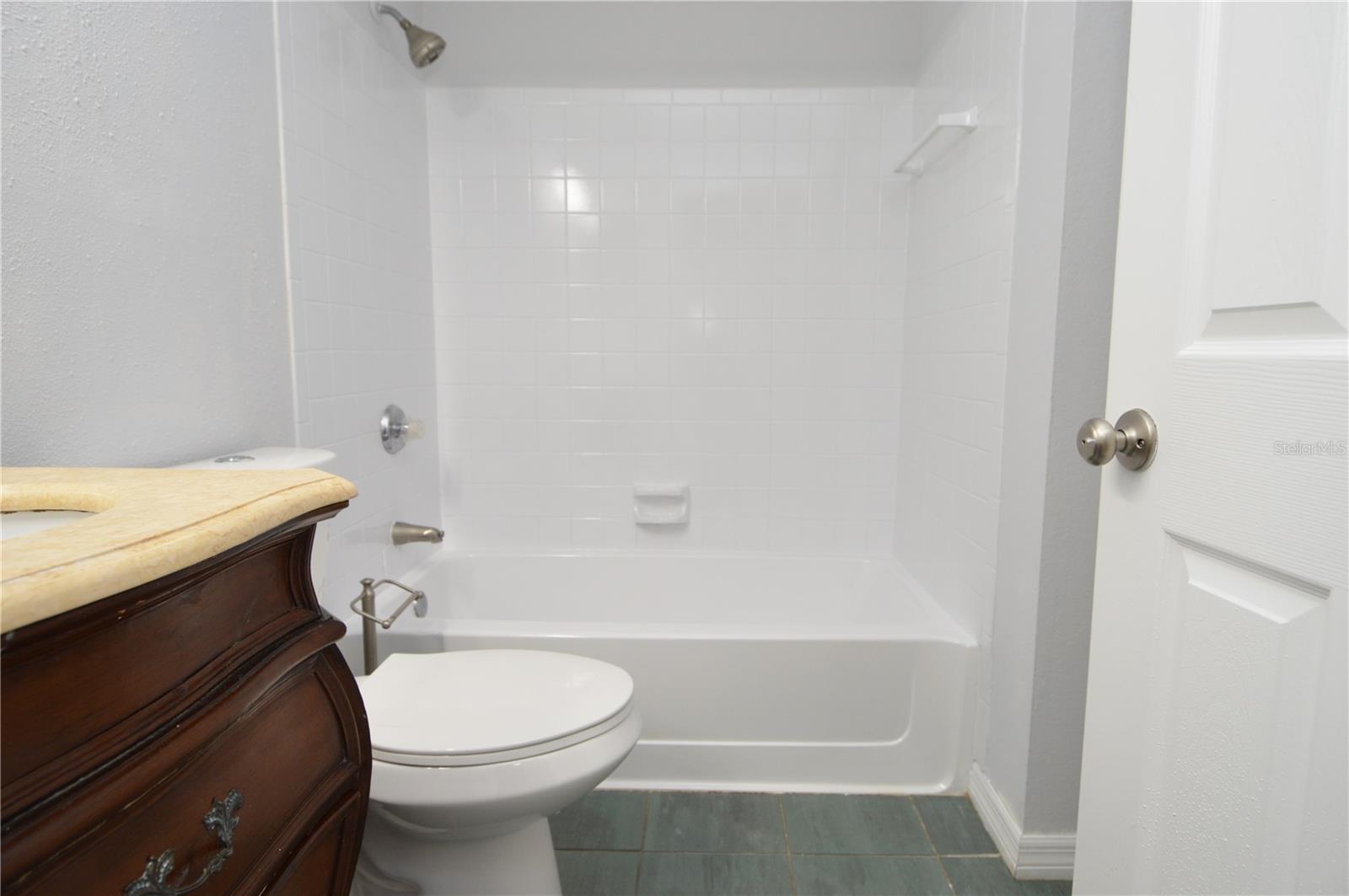 Image 51 of 100 For 8613 Mallard Reserve Drive 102