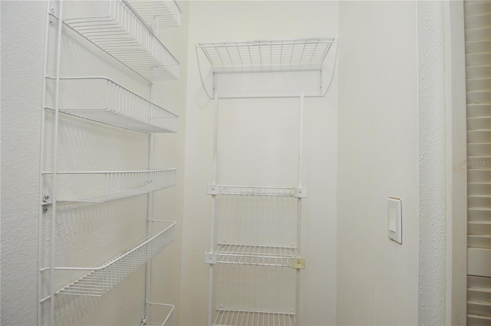 Image 7 of 100 For 8613 Mallard Reserve Drive 102