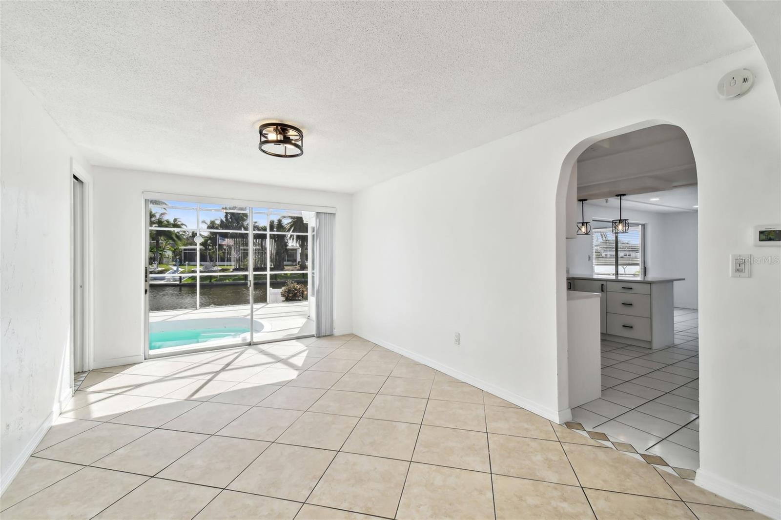 Image 12 of 49 For 3248 Rock Valley Drive