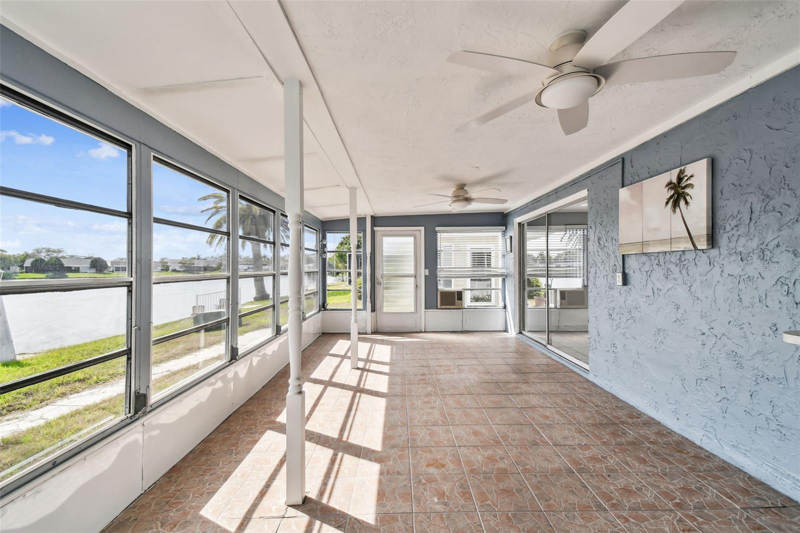 Image 36 of 49 For 3248 Rock Valley Drive