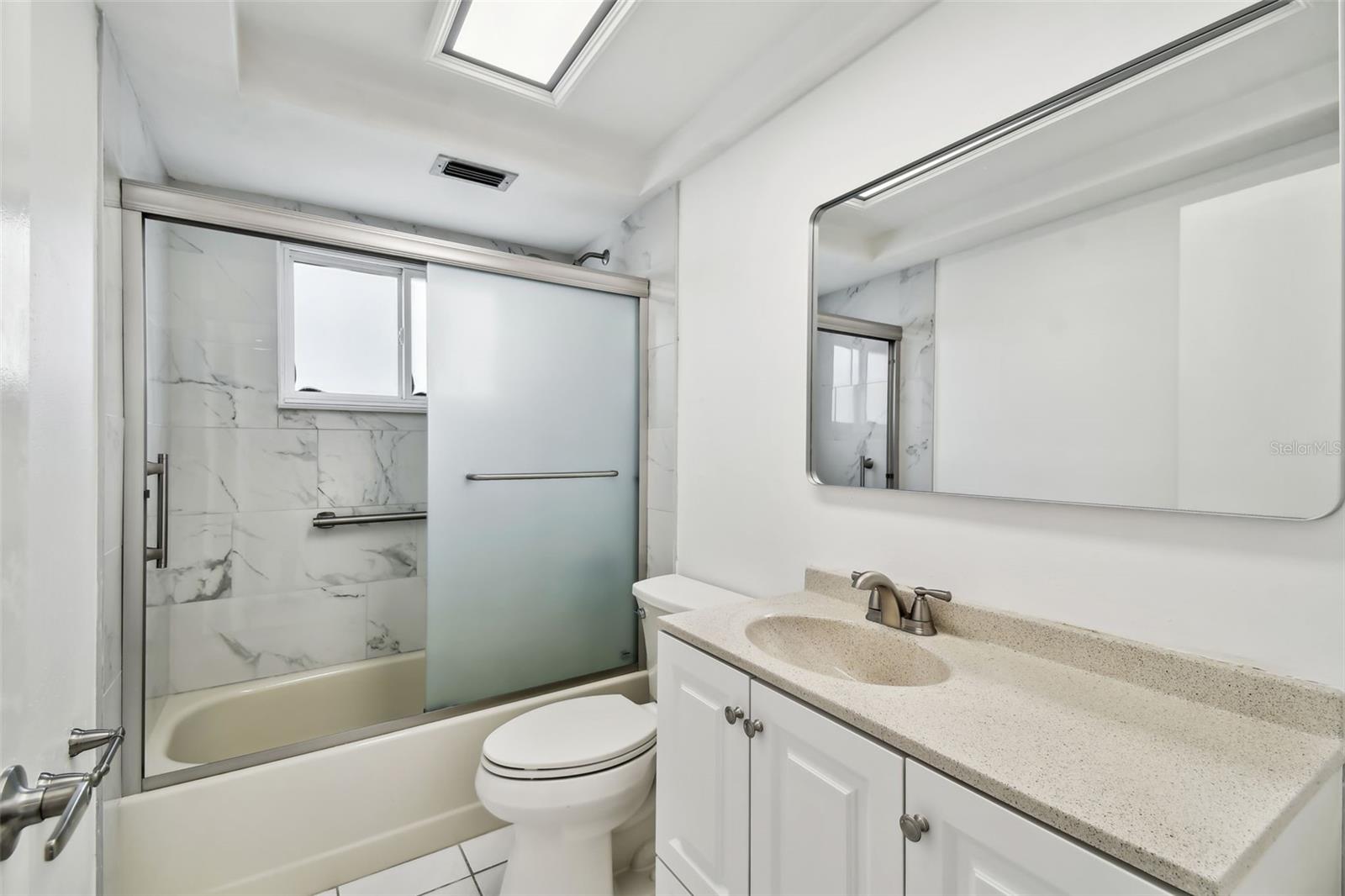 Image 8 of 49 For 3248 Rock Valley Drive