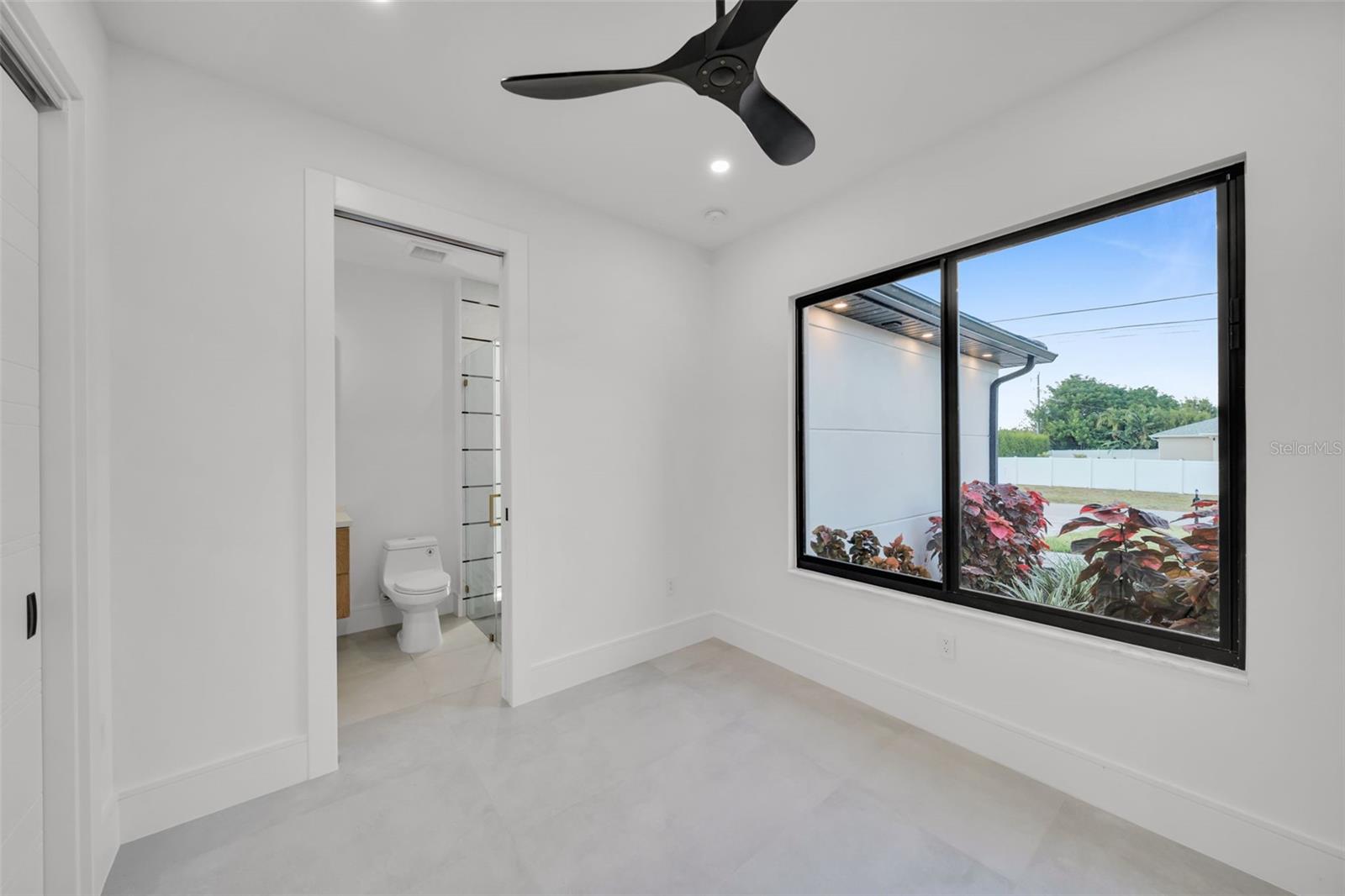 Image 10 of 60 For 836 36th Terrace