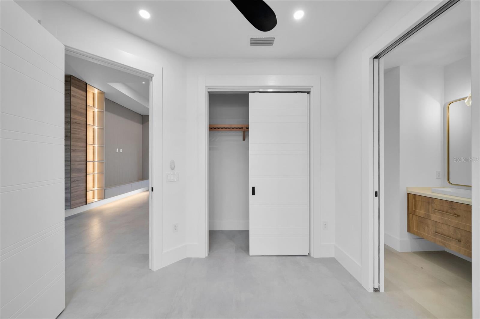 Image 11 of 60 For 836 36th Terrace