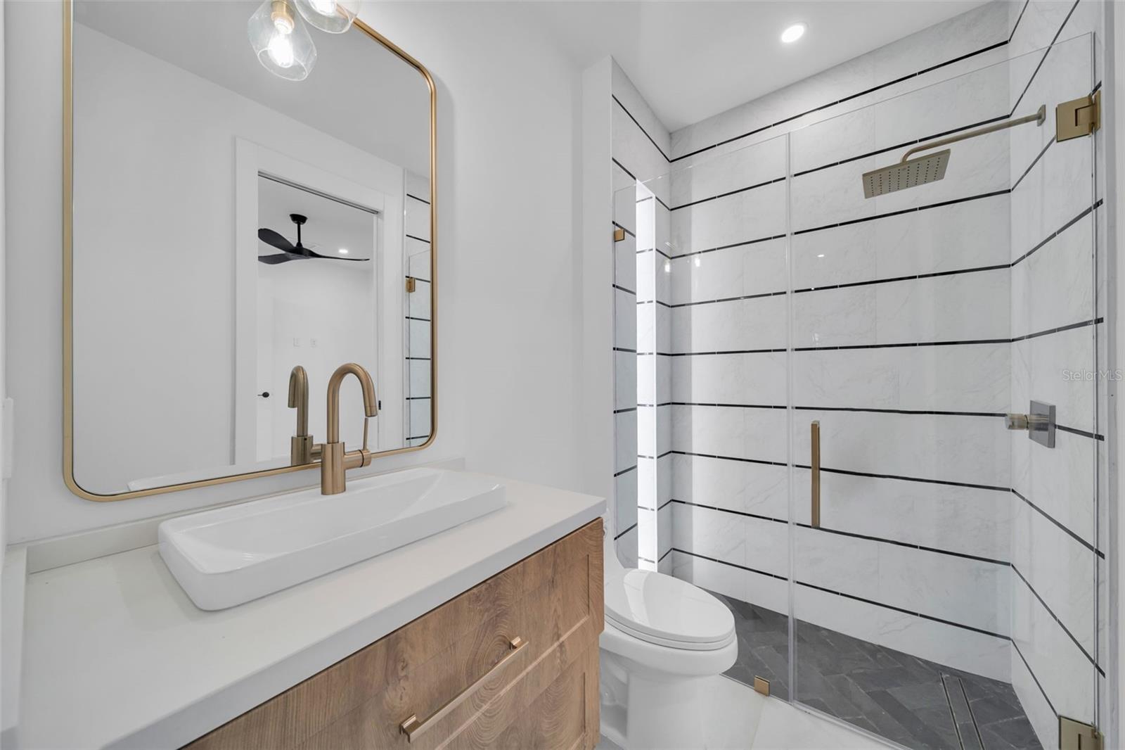 Image 13 of 60 For 836 36th Terrace