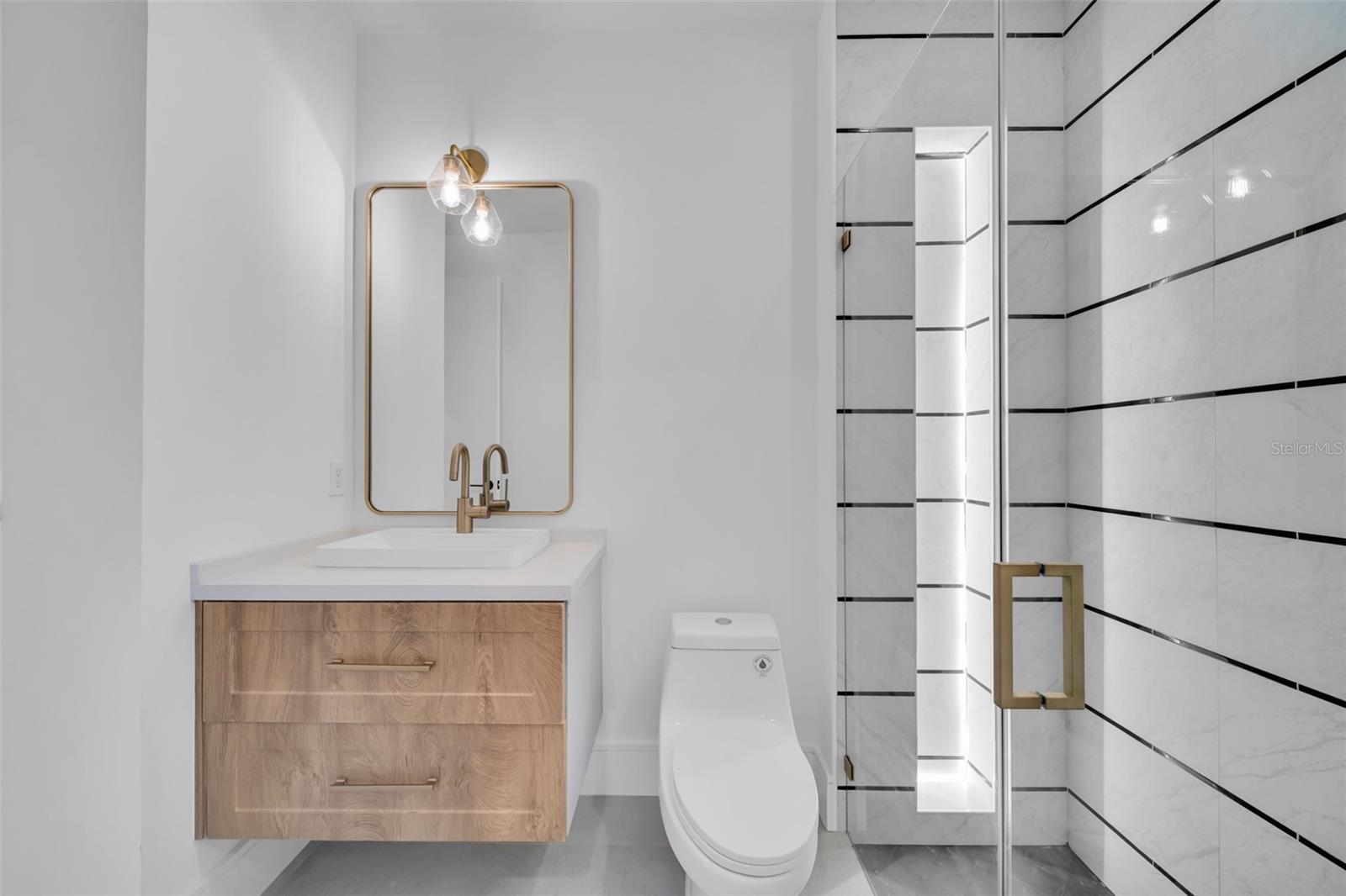 Image 16 of 60 For 836 36th Terrace