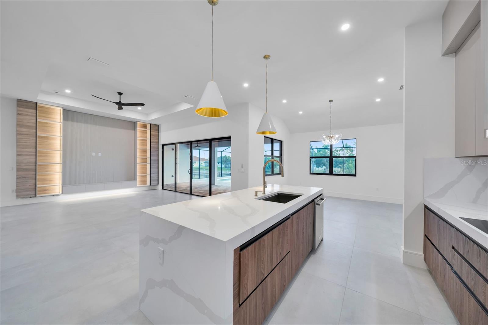 Image 22 of 60 For 836 36th Terrace