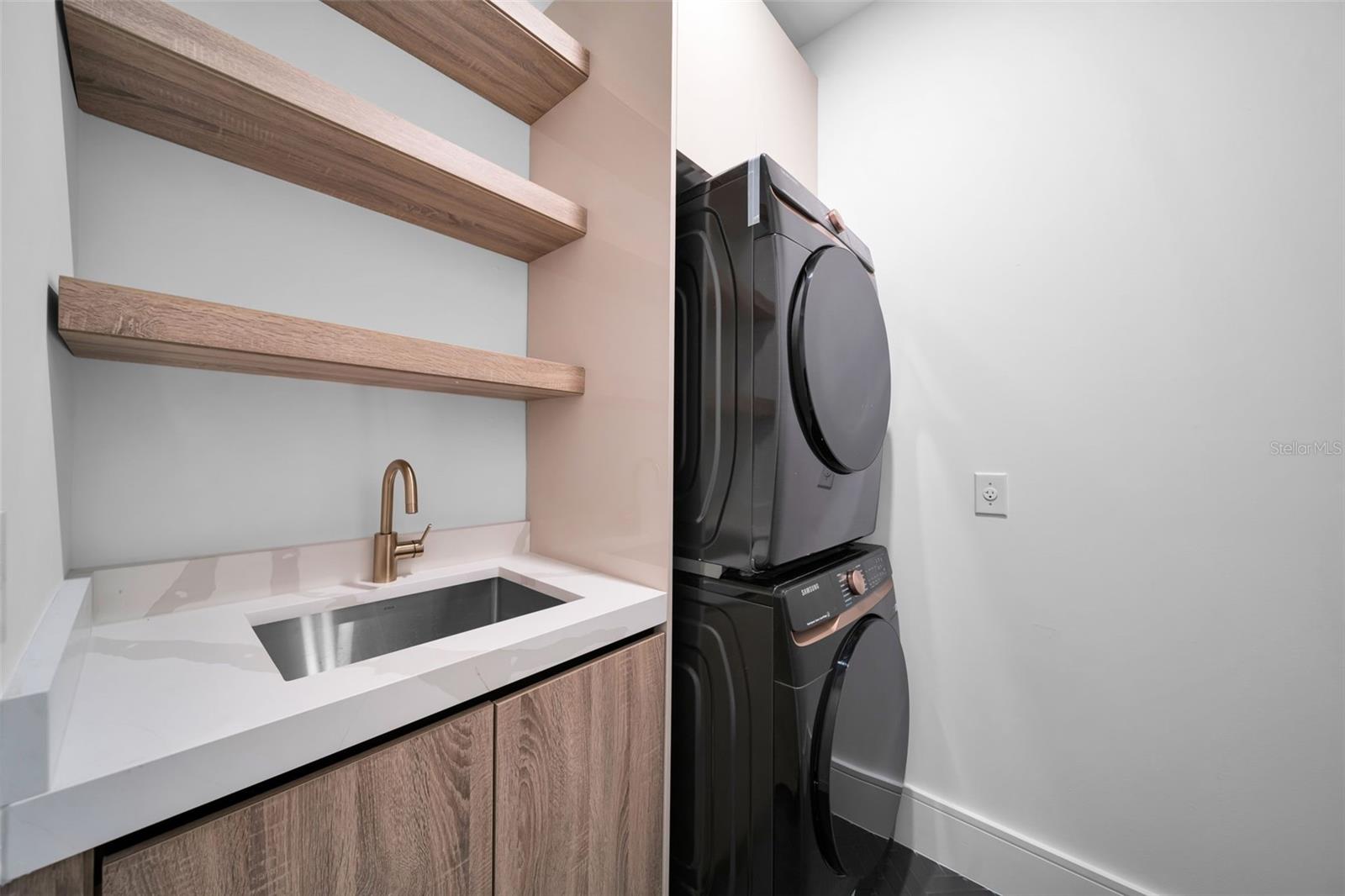 Image 25 of 60 For 836 36th Terrace