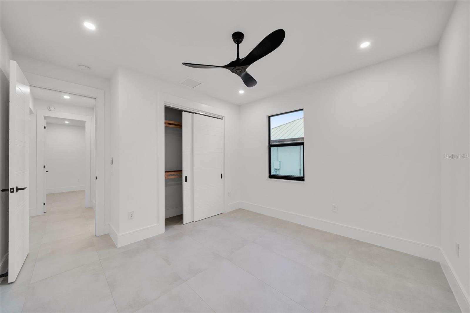 Image 43 of 60 For 836 36th Terrace