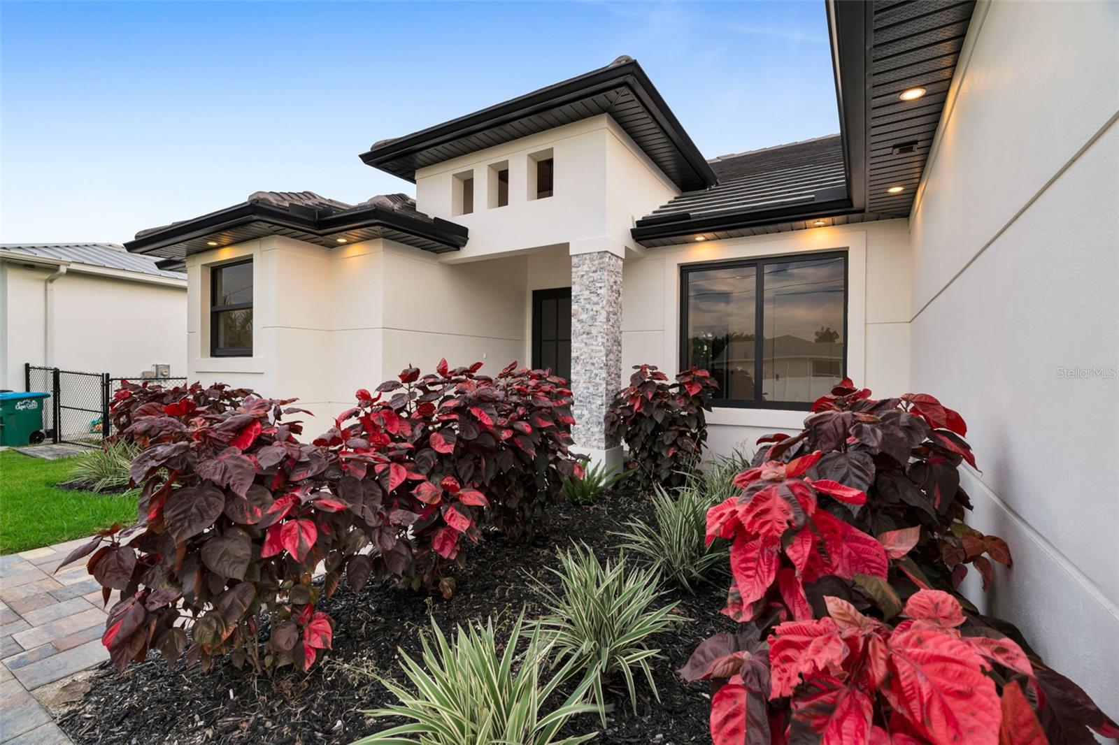 Image 6 of 60 For 836 36th Terrace