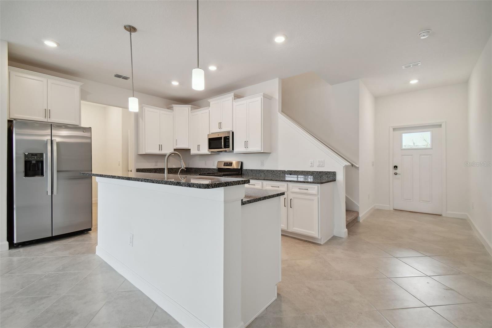 Image 10 of 54 For 8221 Corner Pine Way