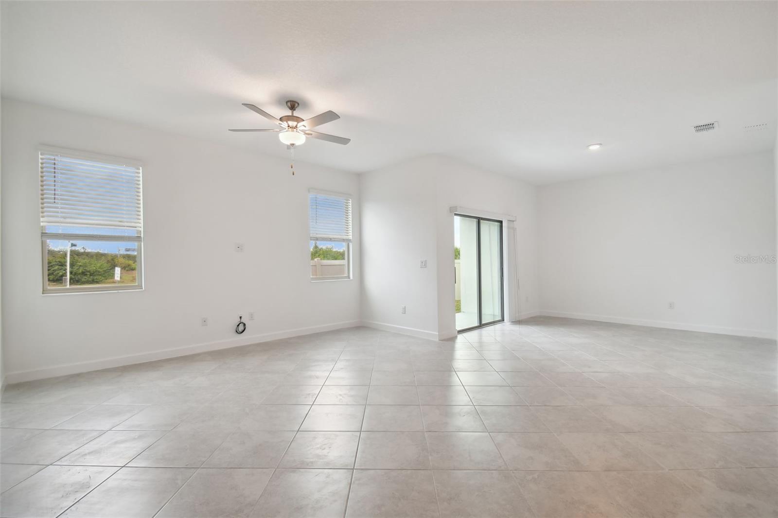 Image 13 of 54 For 8221 Corner Pine Way