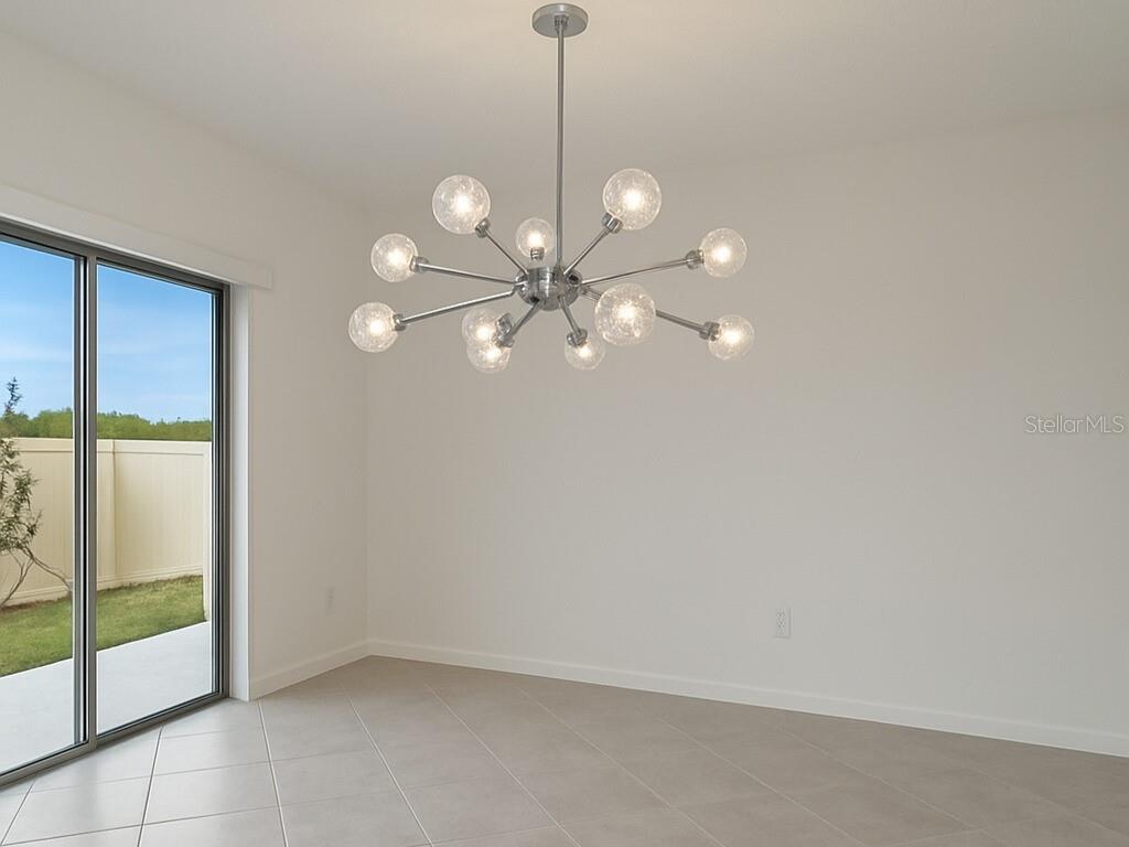 Image 16 of 54 For 8221 Corner Pine Way