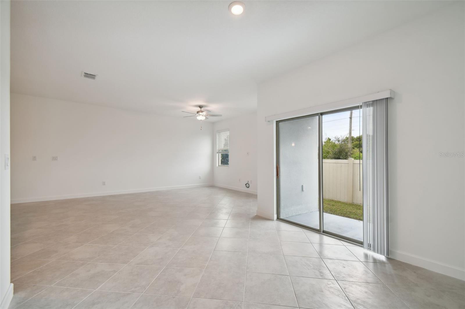 Image 17 of 54 For 8221 Corner Pine Way