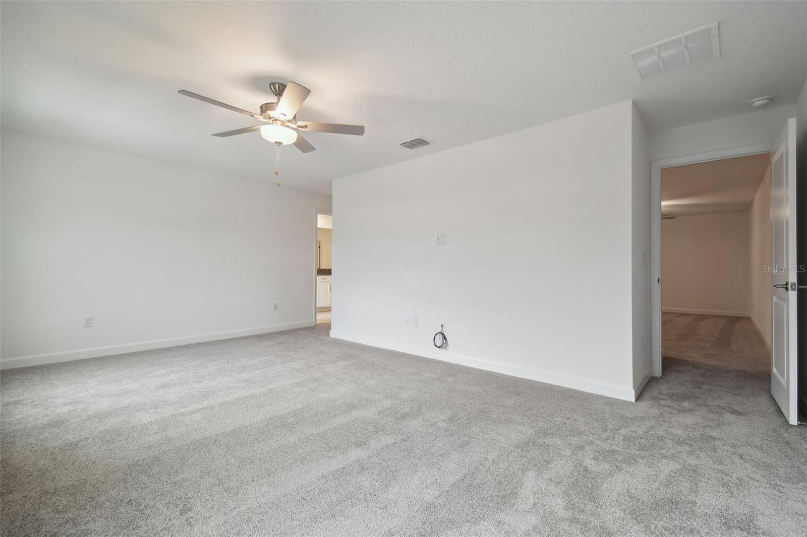 Image 36 of 54 For 8221 Corner Pine Way