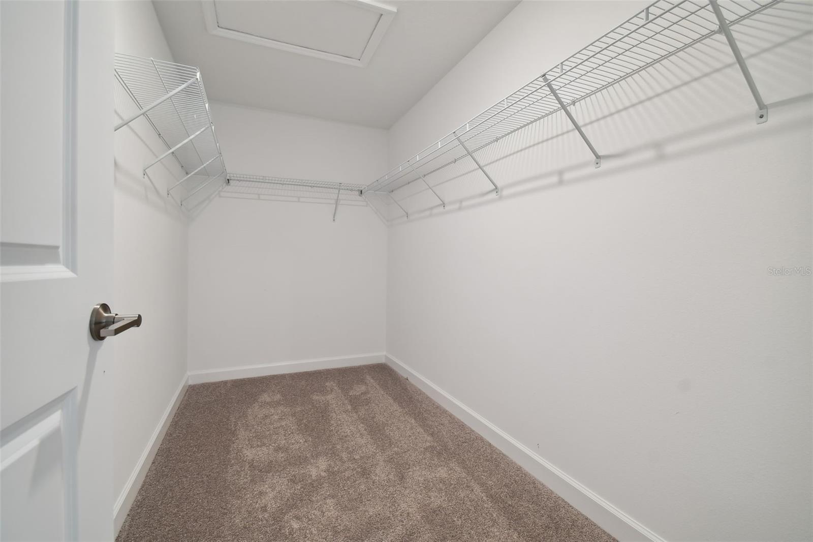 Image 40 of 54 For 8221 Corner Pine Way