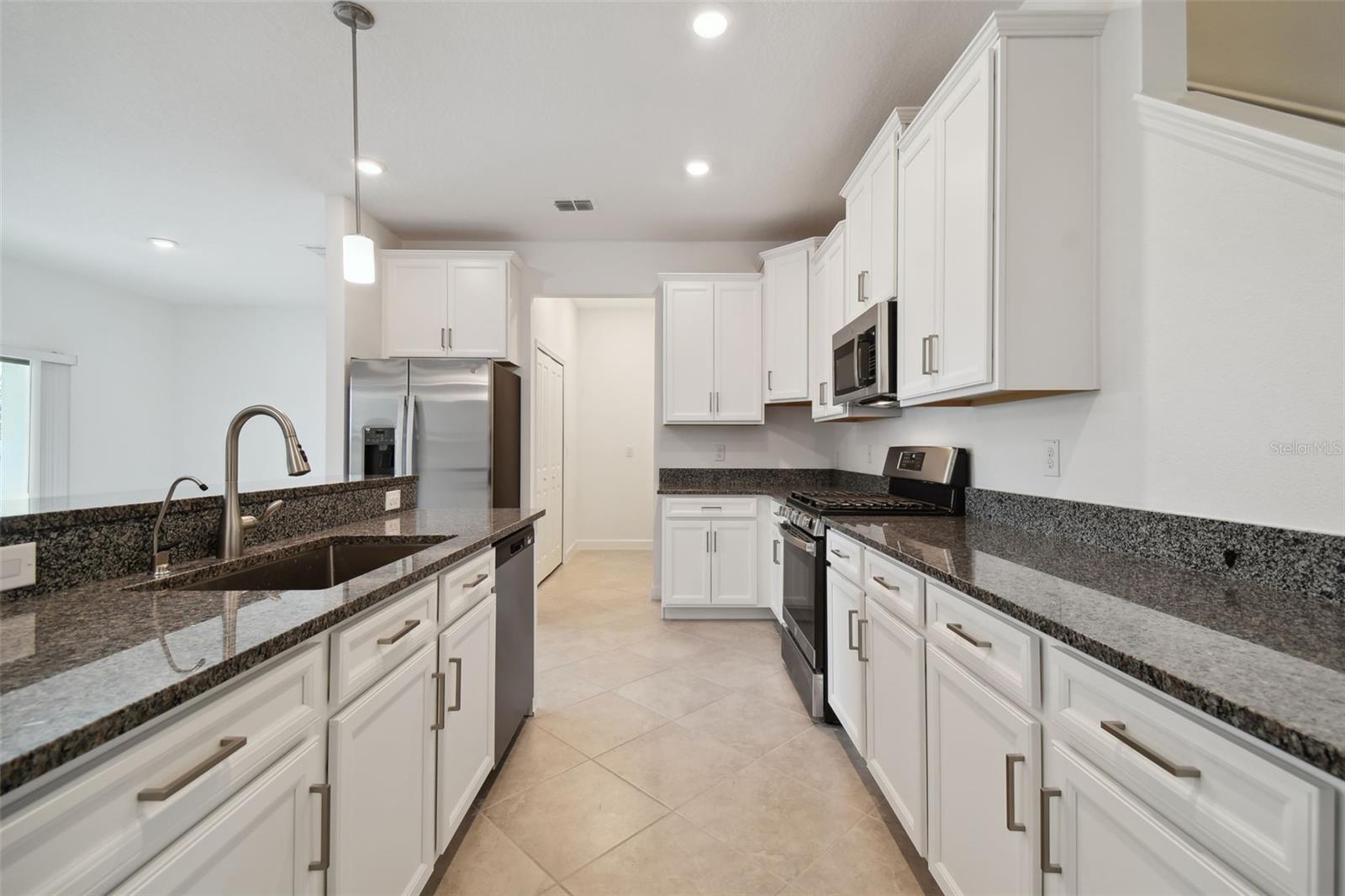 Image 7 of 54 For 8221 Corner Pine Way