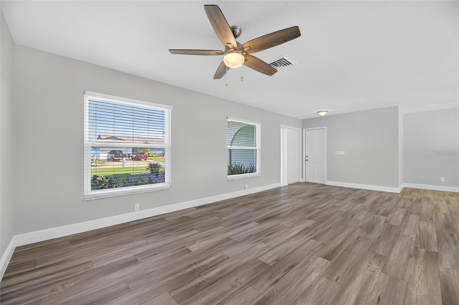 Image 10 of 84 For 1014 Silver Palm Way