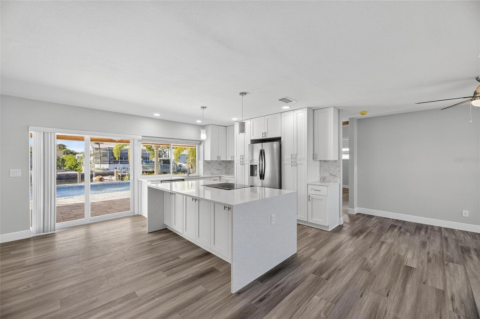 Image 18 of 84 For 1014 Silver Palm Way