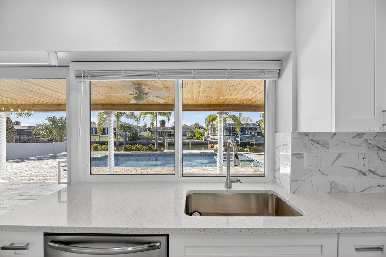 Image 24 of 84 For 1014 Silver Palm Way