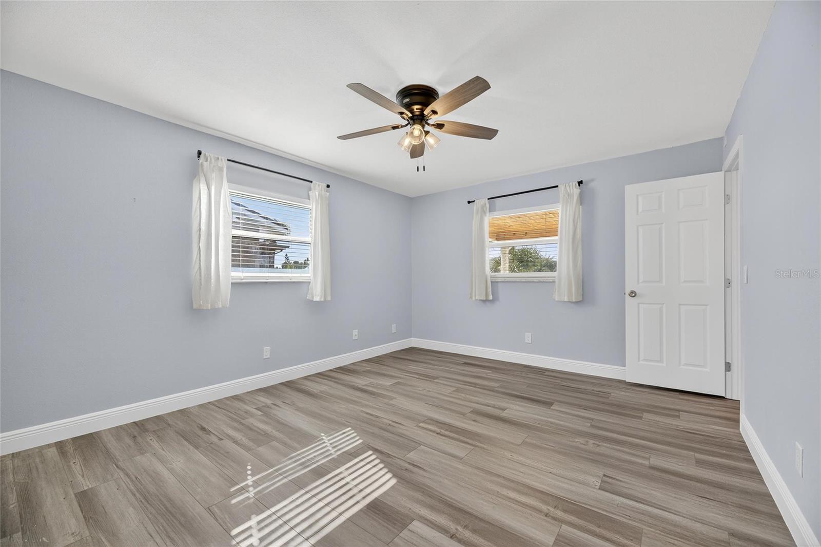 Image 31 of 84 For 1014 Silver Palm Way