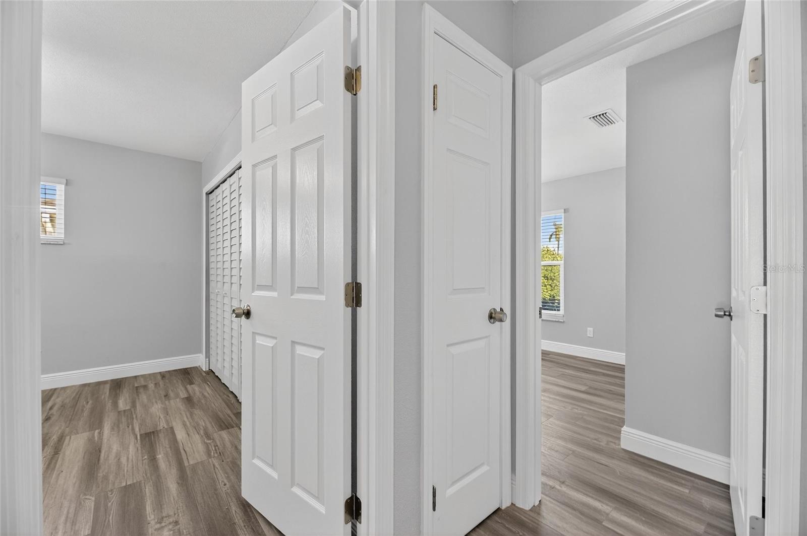 Image 38 of 84 For 1014 Silver Palm Way