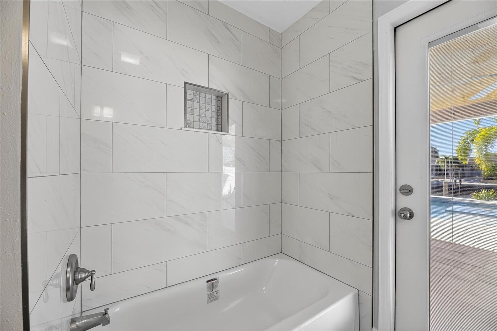 Image 46 of 84 For 1014 Silver Palm Way