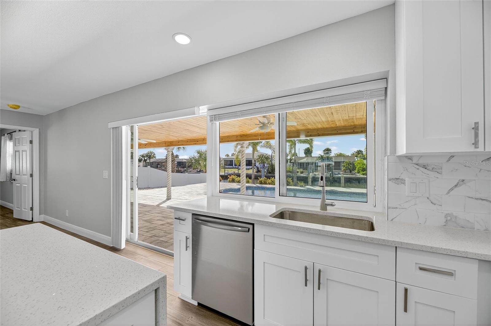 Image 70 of 84 For 1014 Silver Palm Way