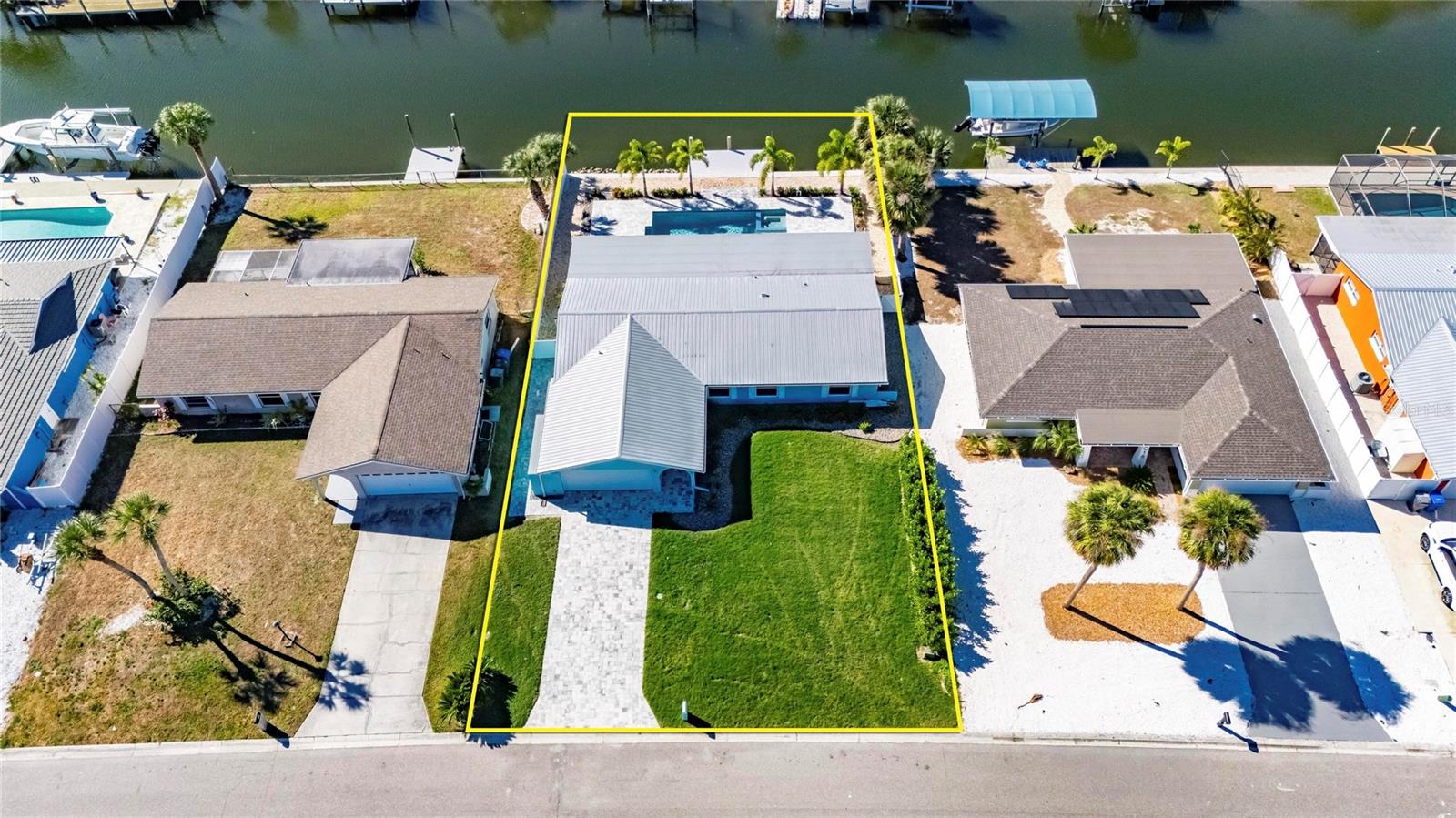 Image 77 of 84 For 1014 Silver Palm Way