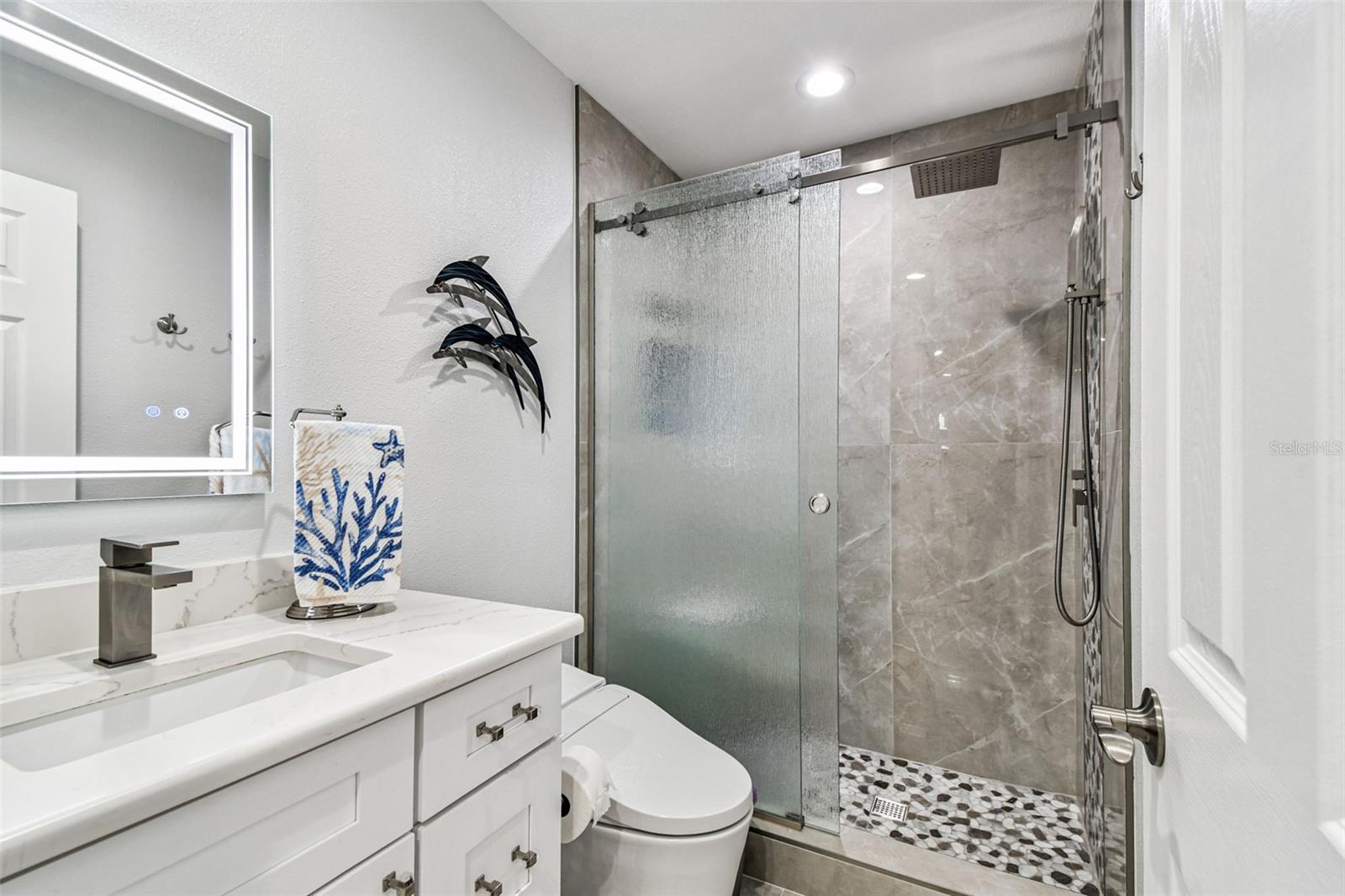 Image 18 of 43 For 19029 Us Highway 19 N 27a