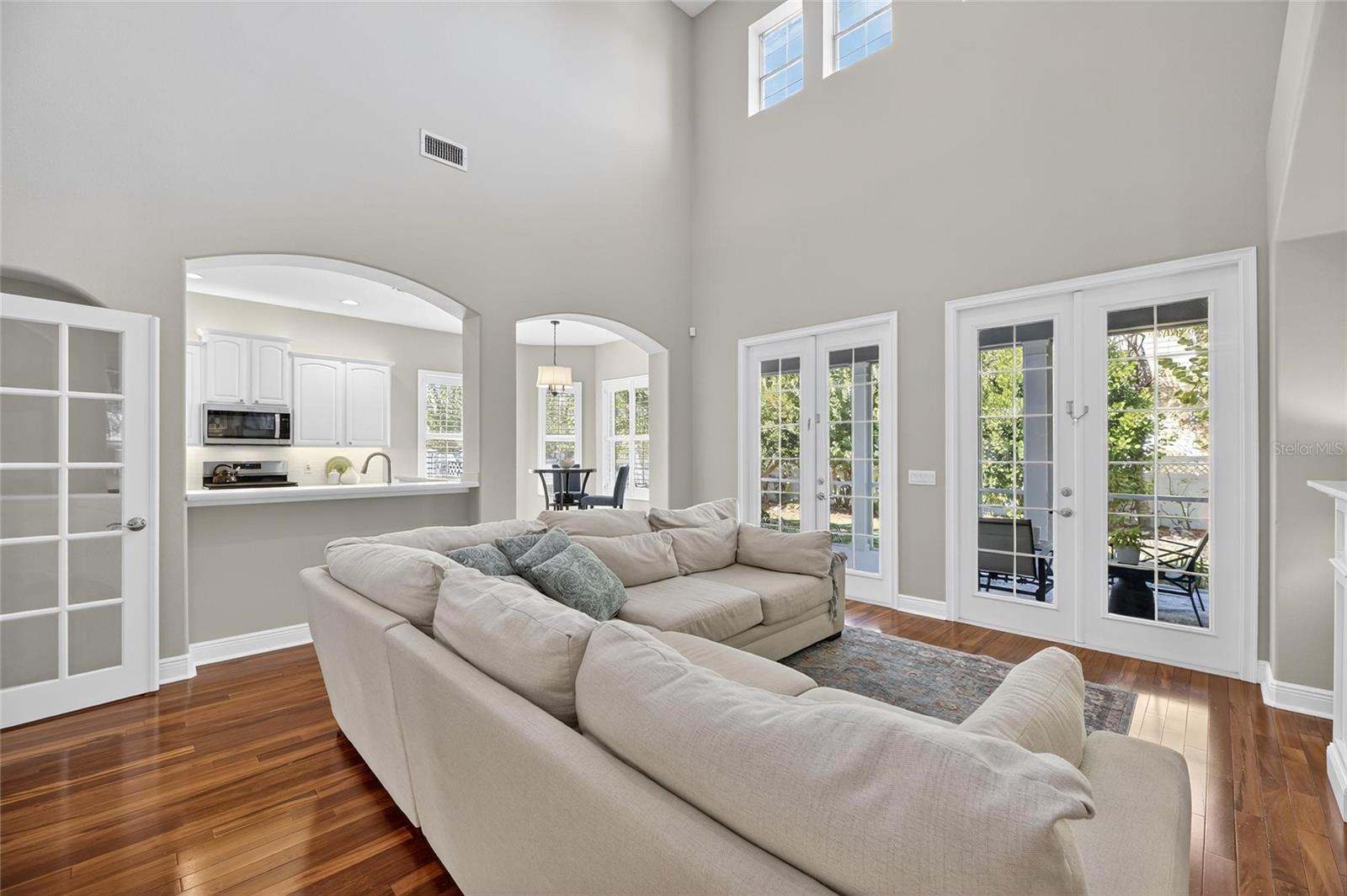 Image 25 of 97 For 413 Manns Harbor Drive