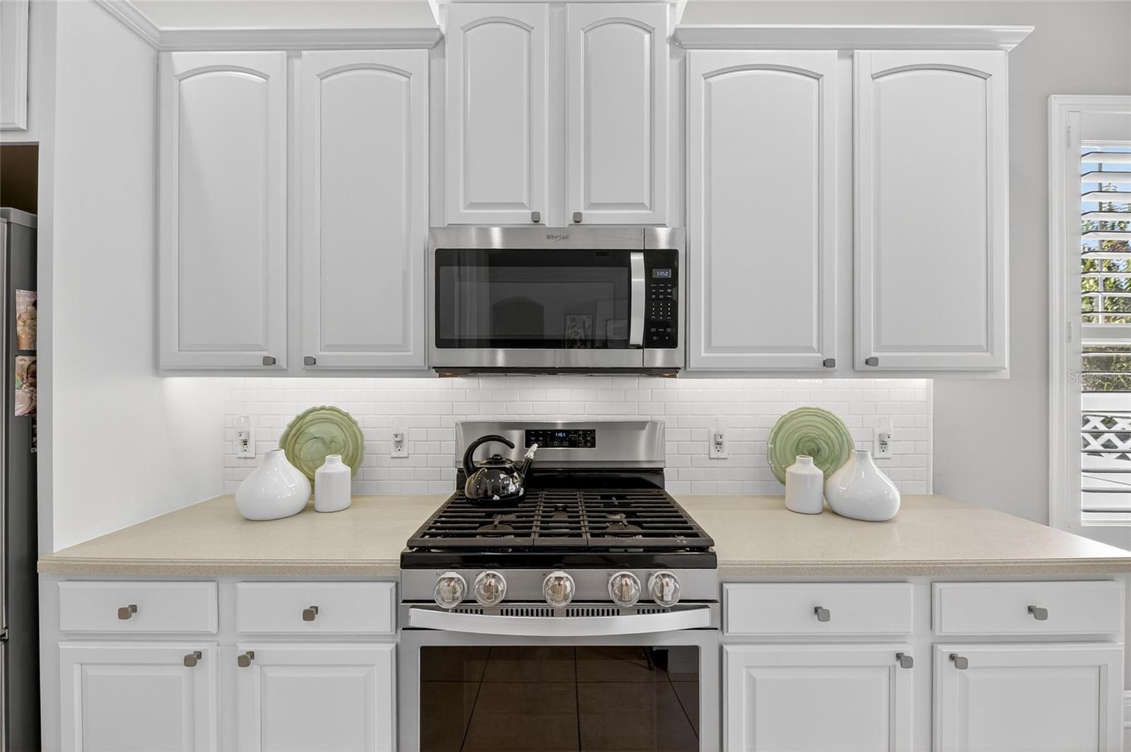 Image 41 of 97 For 413 Manns Harbor Drive