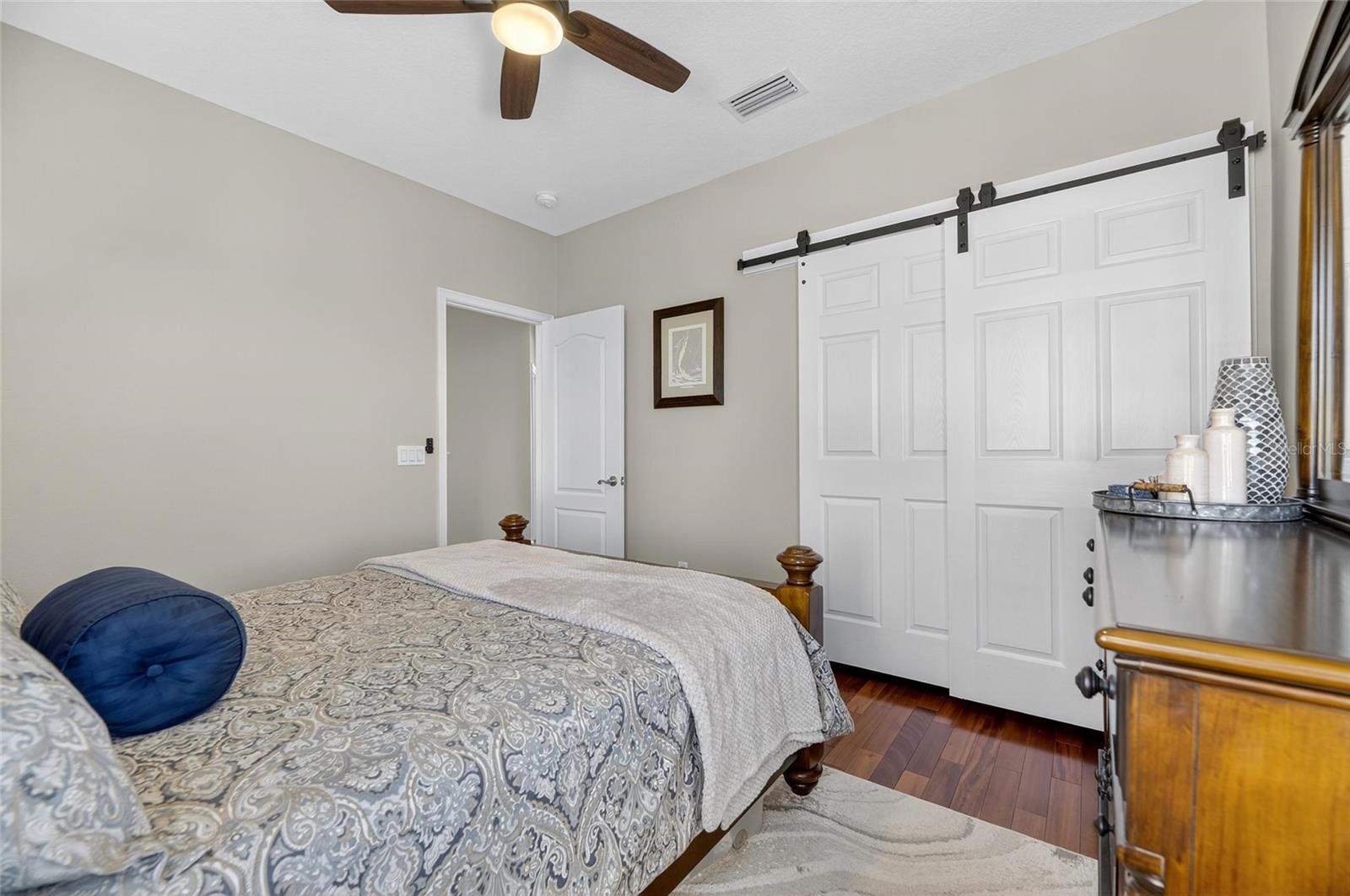 Image 61 of 97 For 413 Manns Harbor Drive